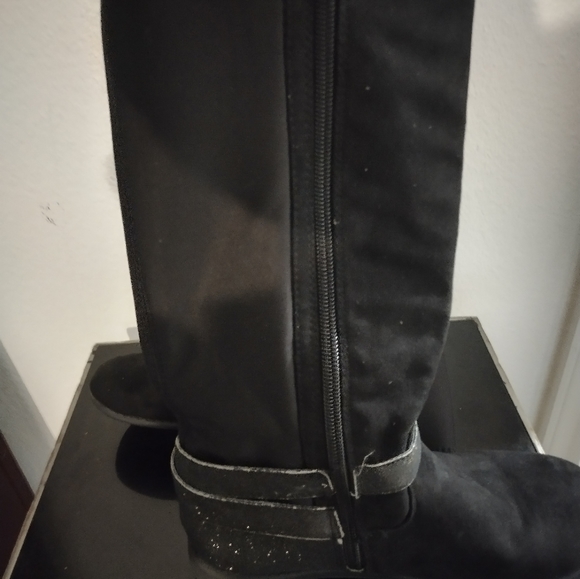 GIRLS BOOTS - Picture 2 of 6